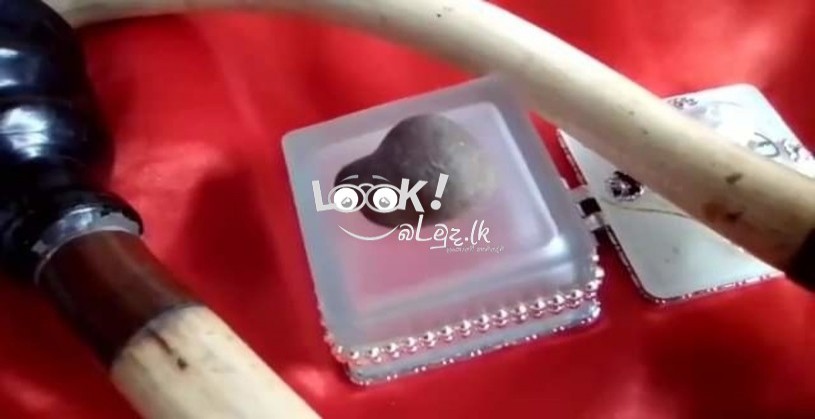 King Sirisangabodhi 1st Gal bellaa Suraya