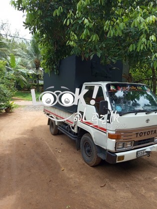 Toyota Dyna Lorry For Sale