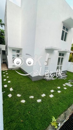 House For Sale in Piliyandala Dampe