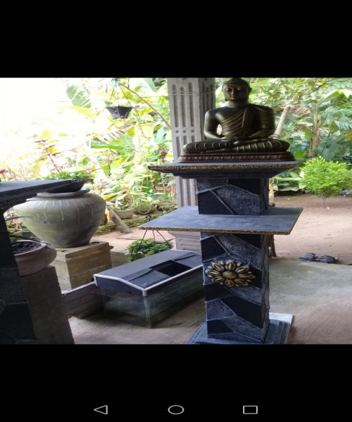 බුදු කණු හා මල් පෝච්චි නිශ්පාදනය 