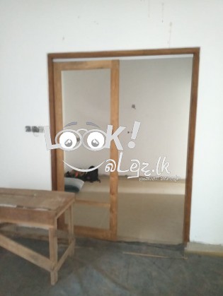 අපගේ වැඩබීම සඳහා වඩුකාර්මිකයන් අවශ්‍යව ඇත