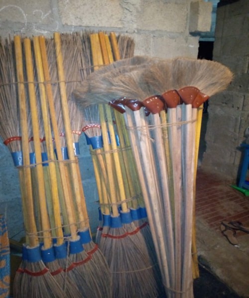 Cleaning Equipment  Kohu kosu iratu idhal