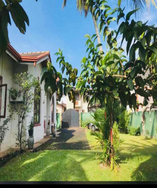 Land for SALE in Nawala