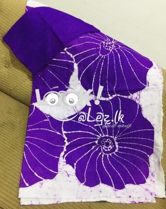 නව වසරේදි අලුත් විදිහට ? බතික් සාරි    ✅Metiriyal -voil,super voil  7 yard. ✅Made in Sri Lanka ✅Handmade Batik ✅High Quality ✅Price  5500 ඇණවුම් කරන්න : Call or SMS කරන්න:  Call & Whatsapp No - 0719033132   1. නම 2. ජංගම දුරකථන අංකය 3. ලිපිනය  අපි ඔබේ නිෂ්පාදනය (දින 3 සිට 5 ත් අතර) ඔබේ ඔබේ නිවසටම ගෙනවිත් භාර දෙමු.  ඩිලිවරි ගාස්තු අදාල වේ. රු 400/=  රෙදි ප්රමාණයෙන් දර්ශණය වන රූපවල සැබෑ වර්ණයෙන් තරමක් වෙනස් වීමට හැක . ඔබගේ මොනිටරය හෝ නරඹන උපාංගයේ බ