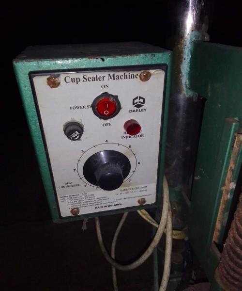 youghter cup sealer & incublator