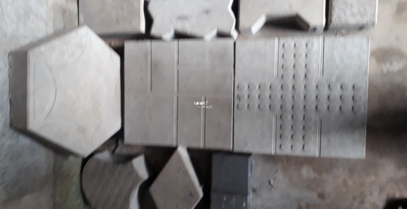 Plastic Interlock Blok