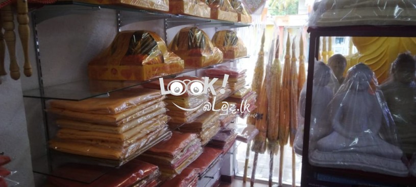 අටපිරිකර සහ පූජා භාණ්ඩ