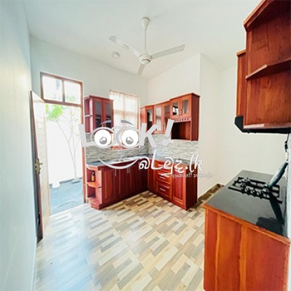 House for sale Boralesgamuwa