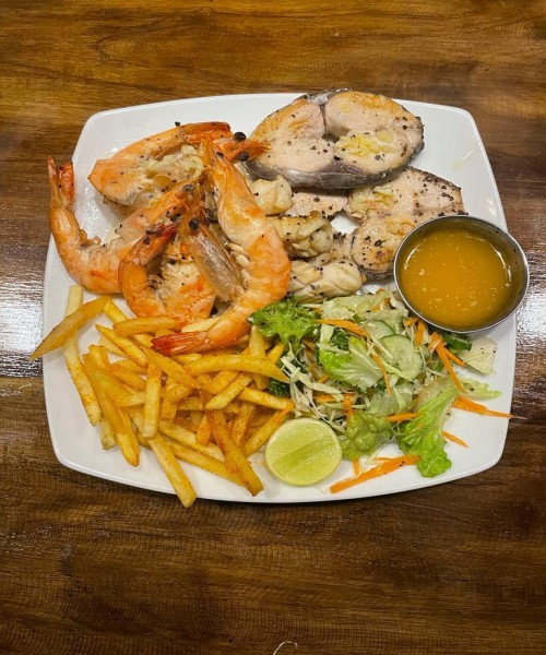 Urban Grill Restaurant and Pub