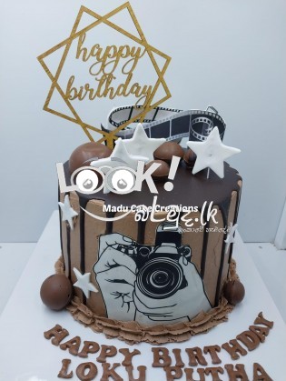 MADU CAKE CREATIONS AND ACADAMY Wedding cake Birthday cake all kinds of cake 