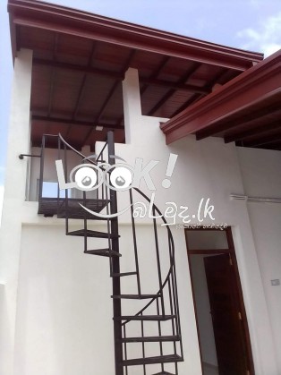 BRITT BUILDING DESIGNS AND CONSTRUCTION