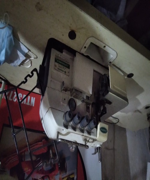 Zoje ඕවර් ලොක් මැෂිම 