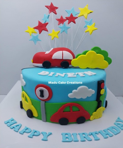 MADU CAKE CREATIONS AND ACADEMY wedding cake Birthday cake All kind of cake