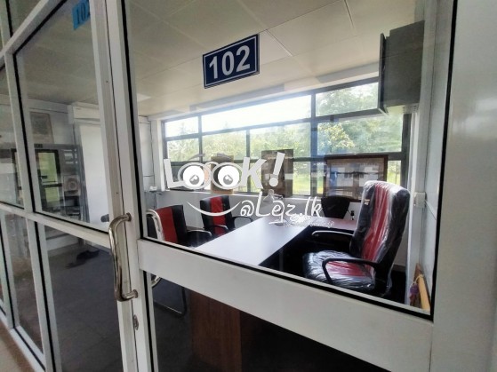 Gems and Handicrafts 