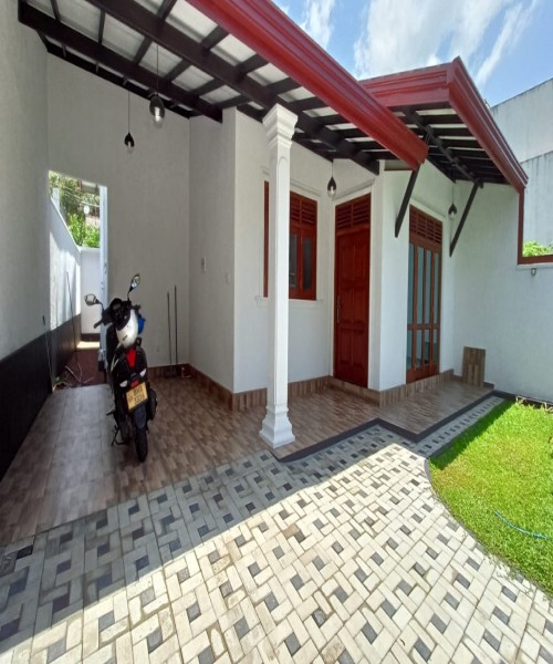 Brand new single story House LKR 21 M