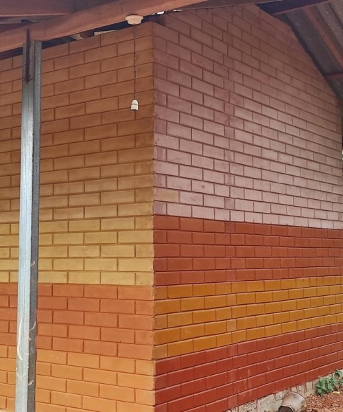 ECO BRICKS and MACHINE 