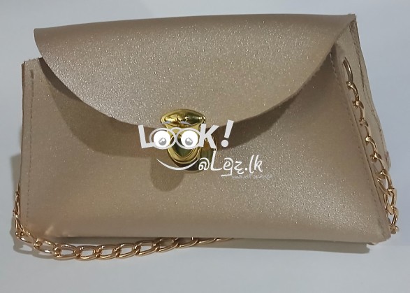 Cute pratty hang bag for sale