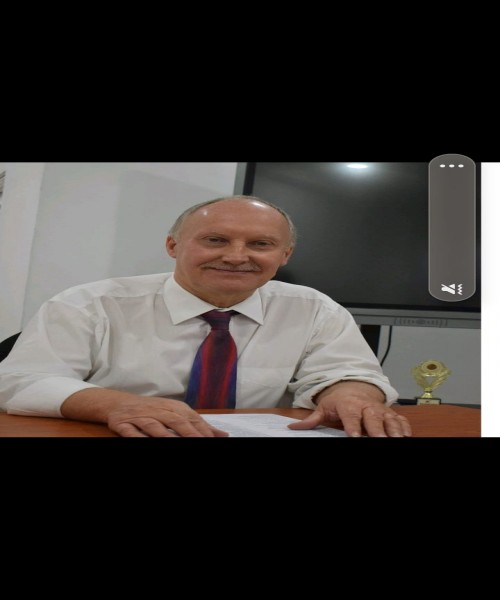 BRITISH ENGLISH  Senior Lecturer JOHN BRYAN UK