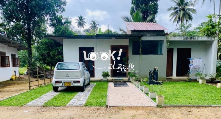 House For Sale Athurugiriya 