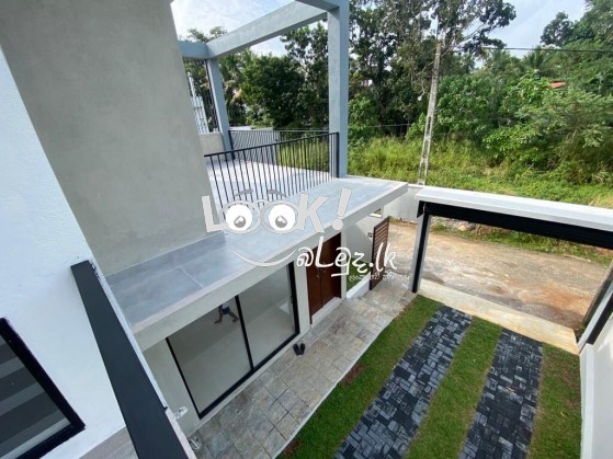House For Sale Athurugiriya 