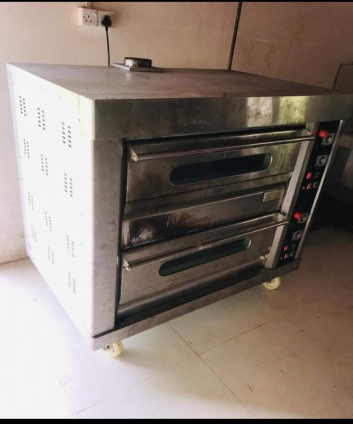 Deluxe baking oven and Dough mixer 