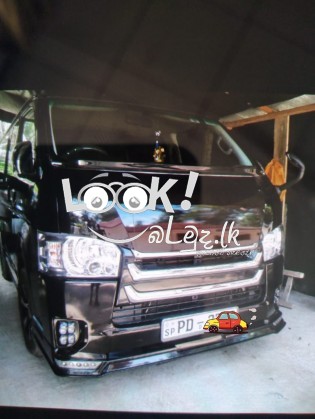 TOYOTA KDH 200 Van for Sale 