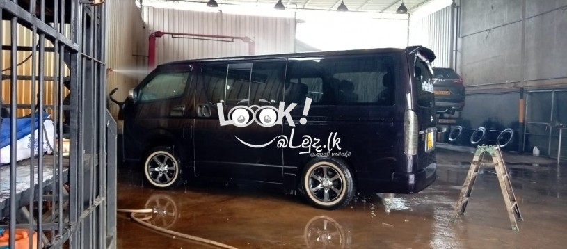 TOYOTA KDH 200 Van for Sale 