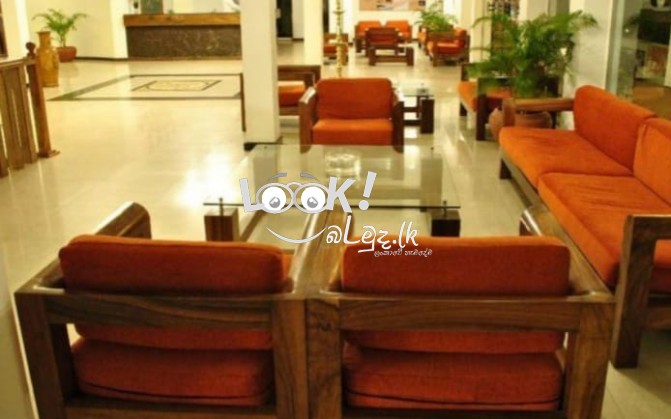 Beach side Hotel Tissamaharama