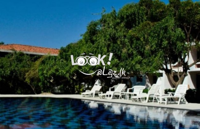 Beach side Hotel Tissamaharama