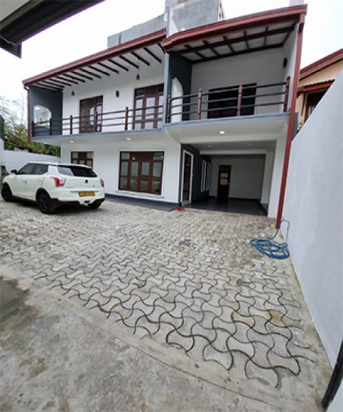 house for sale Boralasgamuwa