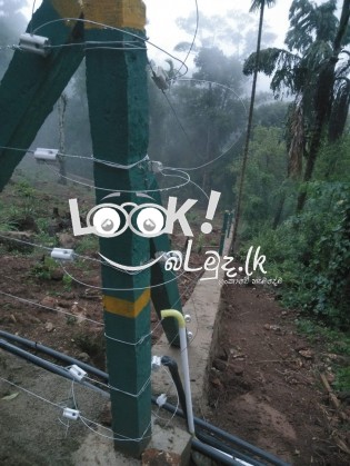 ආරක්ෂක විදුලි වැට සවිකිරිම 