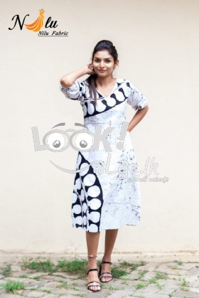 Nilu Fabric Bathik Kandy