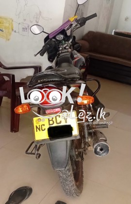 Bajaj platina 100 2015