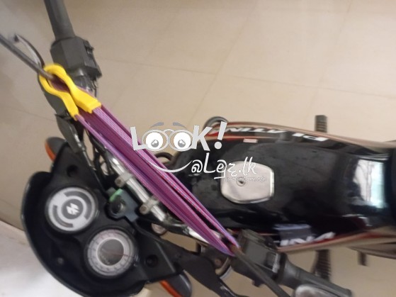 Bajaj platina 100 2015