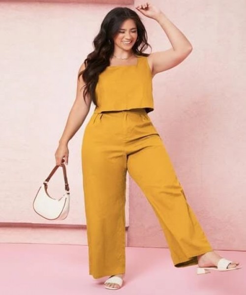 Women trousers and blouse 